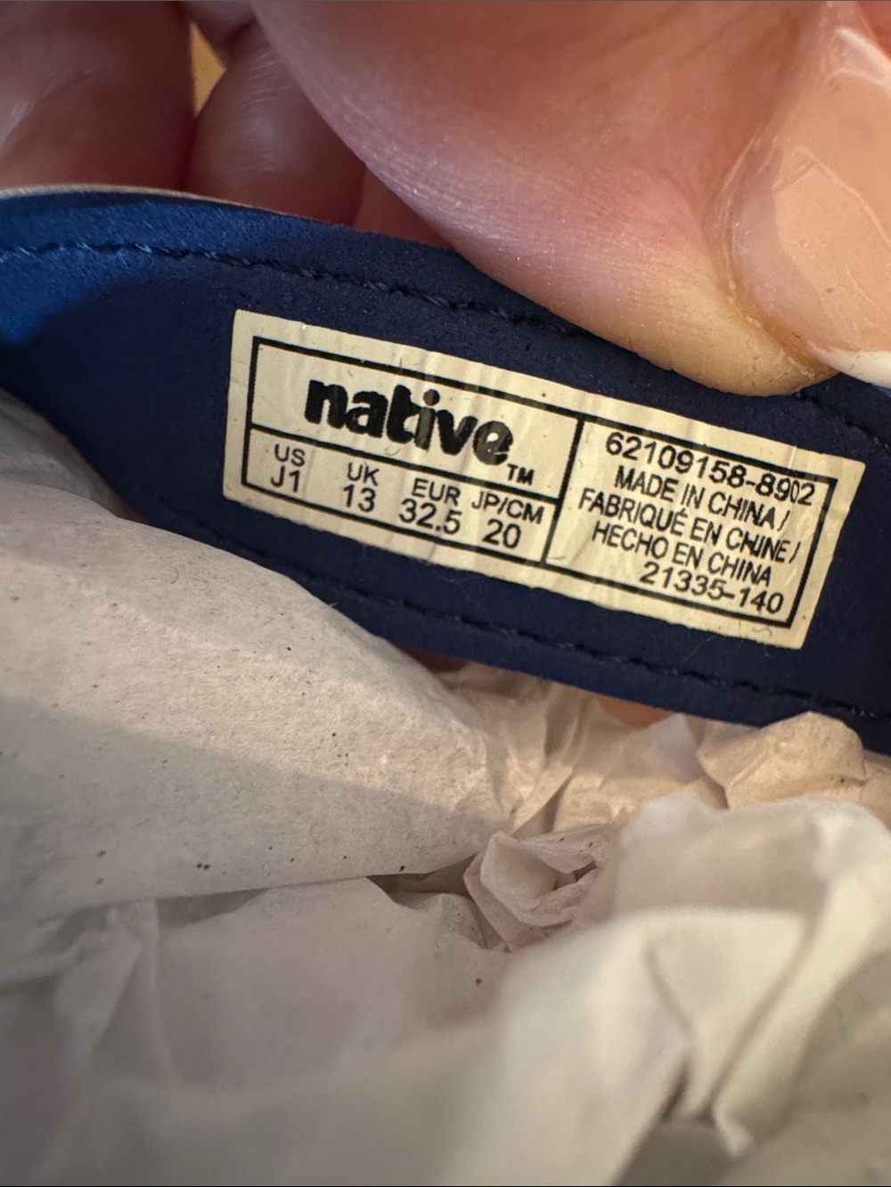 NWT Size 1 Native Shoes Kids Charley Holographic Sandal - Iridescent! - Picture 10 of 14
